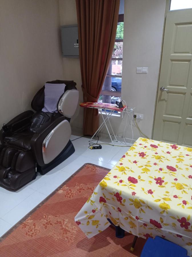 Desa Besut Inn 캄풍 쿠알라 베숫 외부 사진